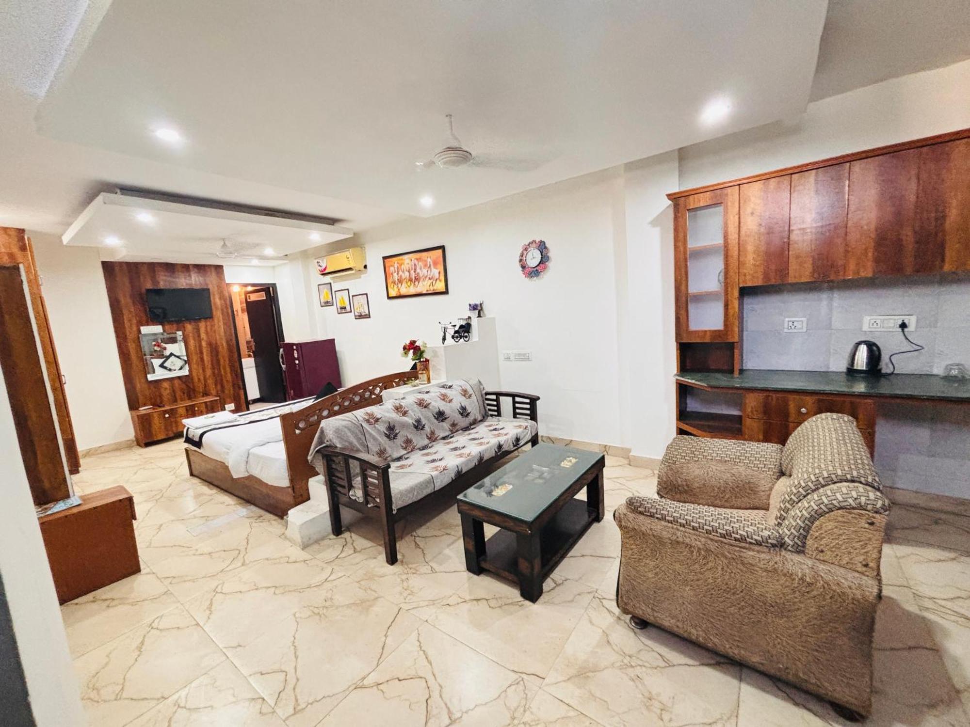 Hauz Khas Villa 新德里 外观 照片