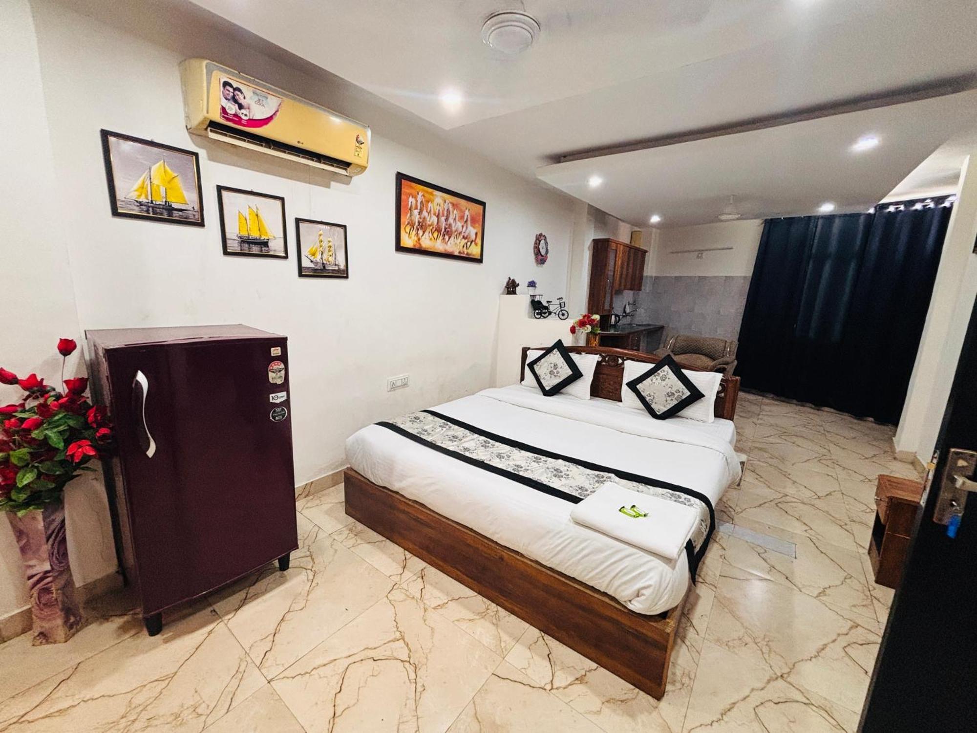 Hauz Khas Villa 新德里 外观 照片